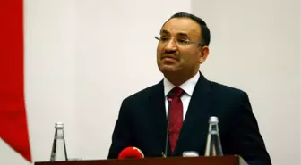 Bakan Bozdağ'dan Şehit Ailesine Taziye Ziyareti
