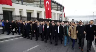 Beşikteş'ta MHP'li Gruptan Teröre Lanet Yürüyüşü