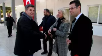 Çeşme'de CHP'lilerden Emniyete Taziye Ziyareti