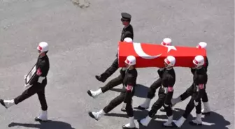 Dha Ankara - Göreve 3 Ay Önce Başlayan Polis Memuru Zengin, Son Yolculuğuna Uğurlandı (1)