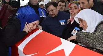 Dışişleri Bakanı Çavuşoğlu: 'Hainlere Kucak Açanları İfşa Edeceğiz'