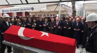 İkizini Gözyaşlarıyla Uğurladı