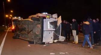 Samsun'da İki Minibüs Çarpıştı: 11 Yaralı