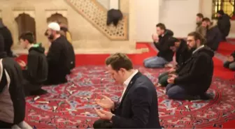 Saraybosna'da Şehitler İçin Dua Programı Düzenlendi