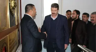 Siyasilerden Polise Taziye Ziyareti