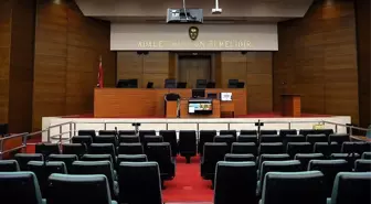 Tokat'ta Avukat ve Öğretim Üyelerinin Fetö Davası Ertelendi