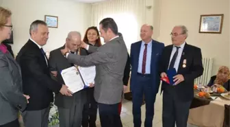 86 Yaşındaki Kore Gazisine Madalyası Takdim Edildi