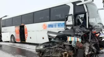 Aksaray'da Zincirleme Kaza! Aksaray'da 36 Araç Birbirine Girdi