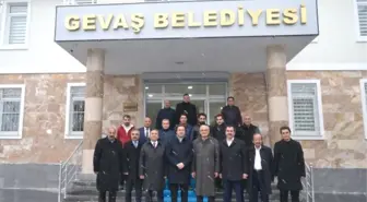 Başkan Yılmaz Gevaş'ta