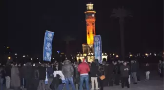 İzmir'de Halep'teki Saldırılar Protesto Edildi