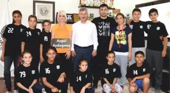 Saruhanlı Belediyespor Antrenörüne Milli Takım Daveti