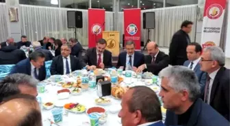 Başkan Tutal'dan Kaymakam Özyiğit'e Vefa Yemeği