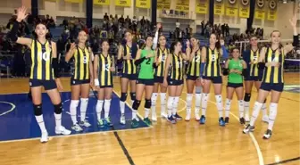 Fenerbahçe Kadın Voleybol Takımı Avrupa Ligi'ne Galibiyetle Başladı