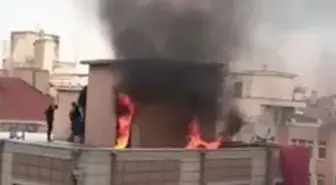 Kayseri'deki Patlama Sonrası HDP Binasına Saldırı