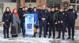 Esogü ve Aü Öğrenci Konseyi'nden Polise Anlamlı Ziyaret