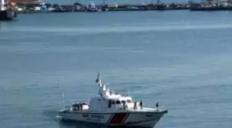 Balıkçı Teknesinde Kaçak Çalışan 5 Gürcistanlı Gözaltında