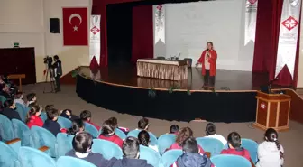 Başkent Okullarında Mavisel Yener'le 'Şiir Atölyesi'