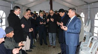 Burdur Valisi Yılmaz, Şehit Dedesini Ziyaret Etti