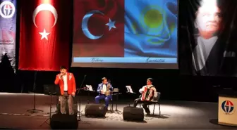 Gaün'de Kazakistan Müzik Grubundan Konser