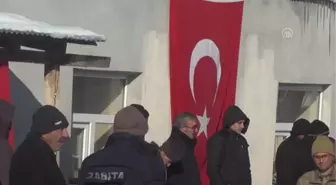 Şehit Piyade Astsubay Kıdemli Çavuş Yekebağcı'nın Babaevinde Yas