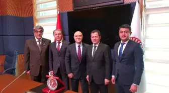 Altunyaldız, Azerbaycan Milli Meclis Başkan Vekili Valeh Aleskerov ile Bir Araya Geldi.