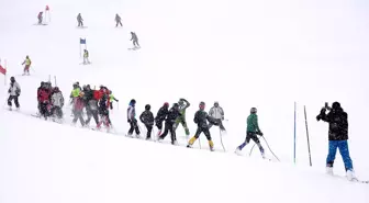 Bitlis'teki Alp Disiplini Yarışması