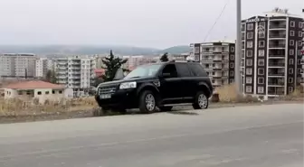 Şanlıurfa'da Seyir Halindeki Araca Silahlı Saldırı: 1 Yaralı