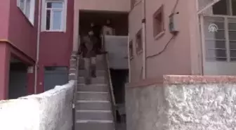 Tornetiyle' 8 Kişilik Ailesini Sırtında Taşıyor - Kırıkkale