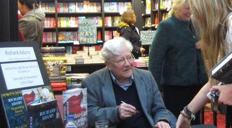 İngiliz Yazar Richard Adams Hayatını Kaybetti