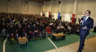 Muş'ta 'Demokrasi ve Etik' Semineri