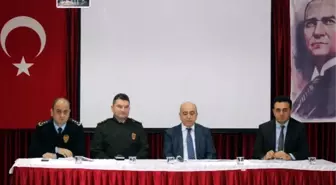 Kaymakam Çelenkoğlu Muhtarlarla Tanıştı
