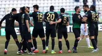 Akhisar Belediyespor'da Golcü ve Stoper Arayışı Sürüyor