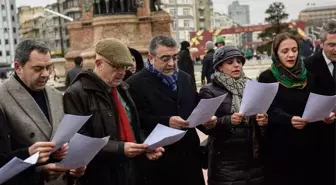 CHP'den Taksim Cumhuriyet Anıtı Önünde Anayasa Açıklaması