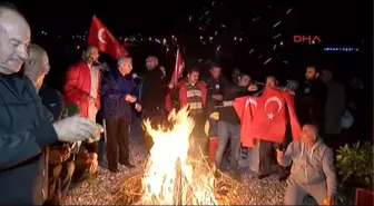 Antalya Yeni Yılı Denize Girerek Karşıladılar