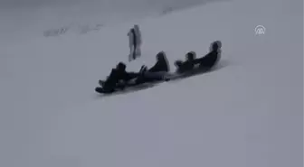 Beypazarı'nda Vatandaşların Kızak Keyfi