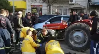 Dingili Kırılan Traktör Otomobile Çarptı: 2 Yaralı
