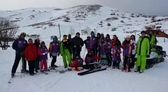 İki Bin Rakımlı Yayla Kayakseverleri Ağırlıyor