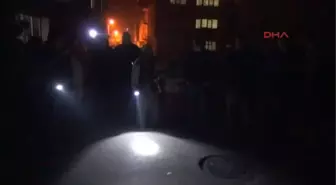 Manisa Elektrik Kesintisi Mahalleliyi Isyan Ettirdi