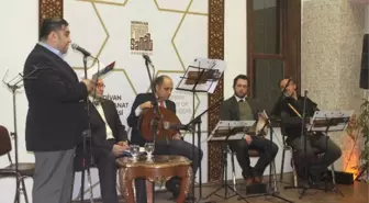 Nejat Tezcan, Musikiseverlerle Buluştu