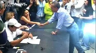 Venezuela'da Eski Muhalif Lider Rosales'e Özgürlük