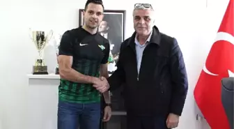 Akhisar Belediyespor Samardzic ile 3.5 Yıllık Sözleşme İmzaladı