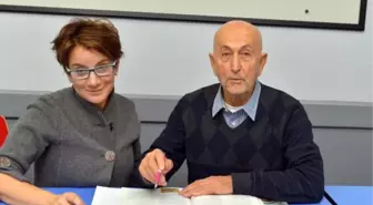 Prof. Fadıloğlu, 84 Yaşında Öğrenci Oldu