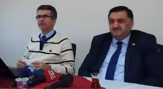 Dekan, Milletvekiline 'Zor' Anlar Yaşattı