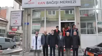 Kırıkkale Valisi Haktankaçmaz Kan Verdi