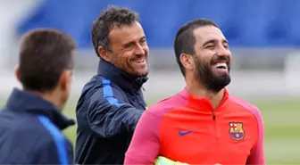 Luis Enrique: Aleix Vidal ve Arda'nın Performanslarından Memnunum