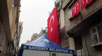 Şehit Babasını Üniformasıyla Uğurladı