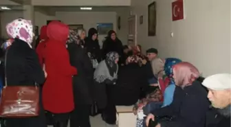 Halk Eğitim Kursiyerlerinden Huzurevi Ziyareti