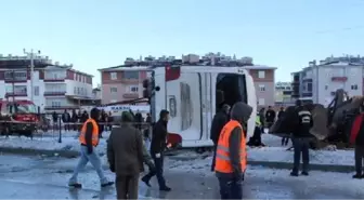 Cihanbeyli'de Öğrenci Servisi Devrildi: 2 Ölü, 43 Yaralı (2)- Yeniden