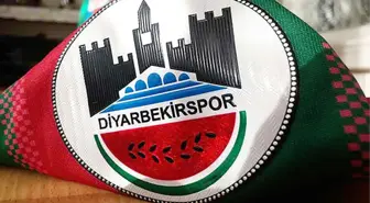 Diyarbekirspor'da İki Futbolcu Ayrılıyor