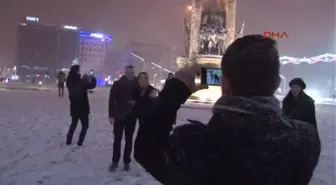 Istanbul'da Kar Yağışı Gece de Etkili Oldu